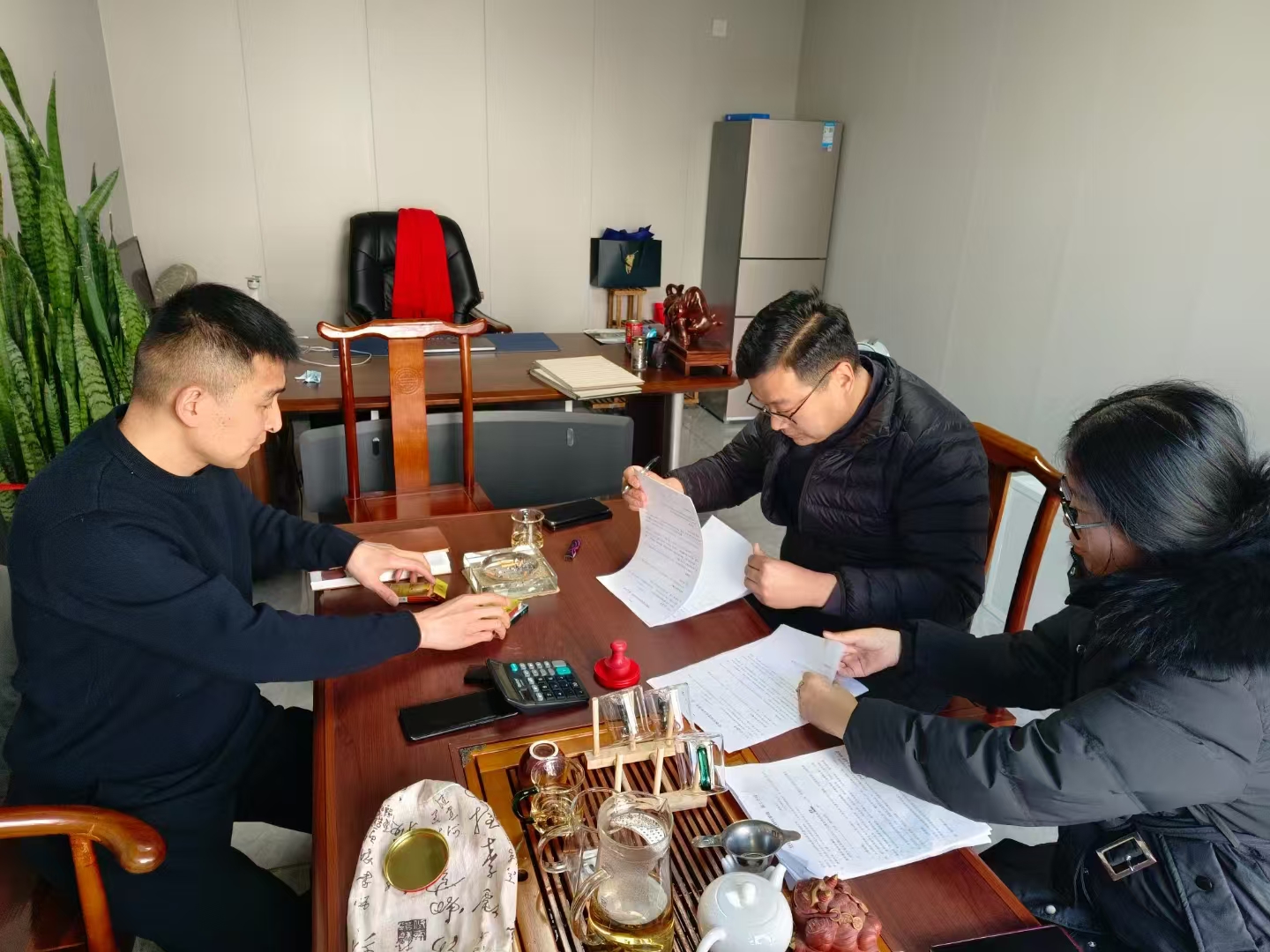 开工第一天，首单达成