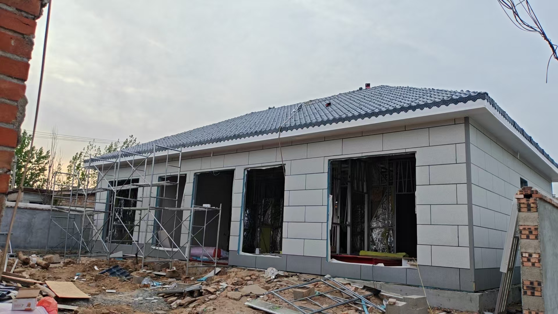 彩砂金属雕花板外墙装饰轻钢别墅房屋